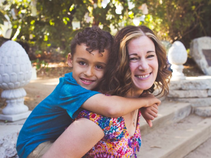 Family Portrait Session in Arlington Gardens Pasadena - Portrait and documentary photographer Shannon M West Photography in Los Angeles, California