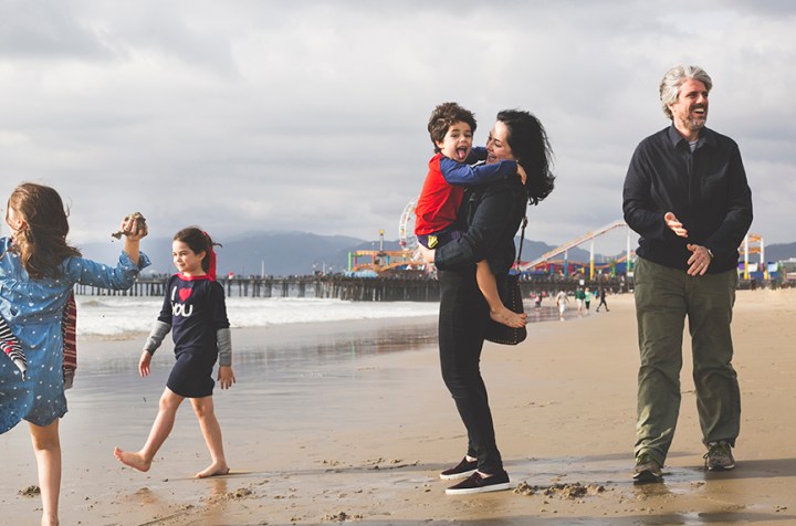 santa monica family portrait session - Shannon M West Photography - photographer Los Angeles kids portraiture
