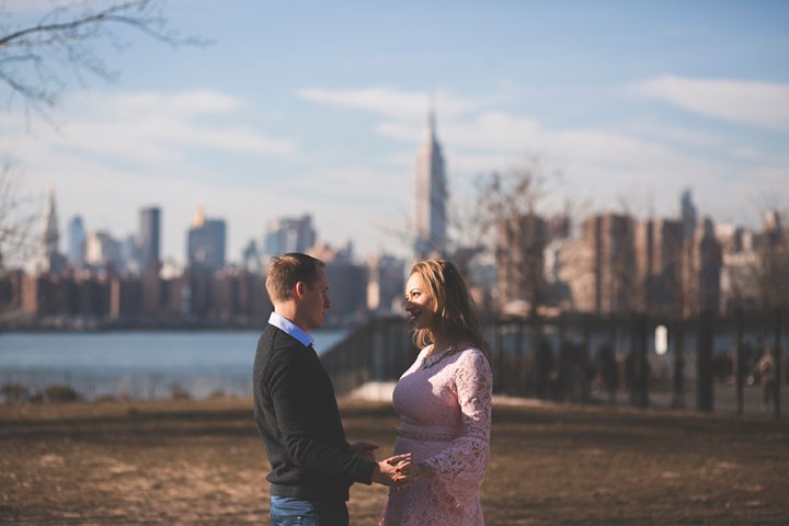 engagement shoot session new york nyc photographer photography brooklyn williamsburg waterfront couple love professional