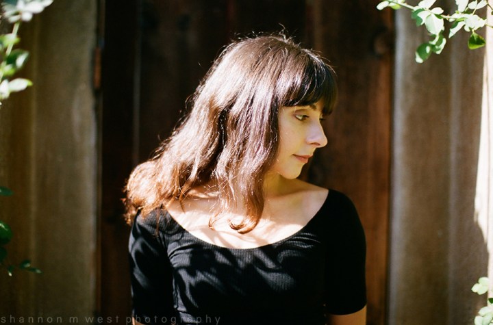 Mariam in the Gardens | Portrait Session in&nbsp;35mm